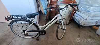 Bici con cambio e luci