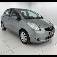 TOYOTA Yaris 5p 1.3 Sol