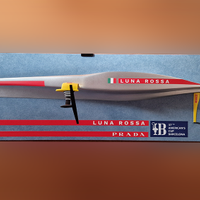 mezzo scafo Luna Rossa AC75 2024