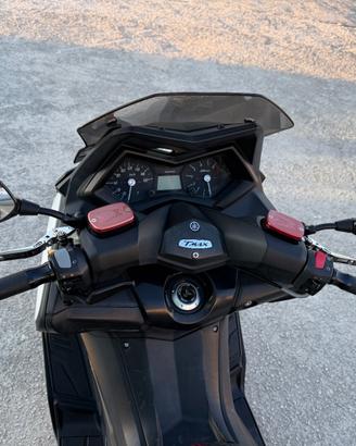 Tmax 530 2012