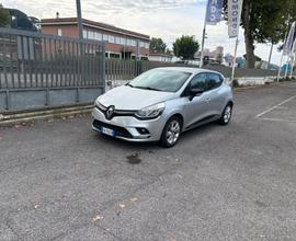 Renault Clio 1.2 75CV 5 porte limited