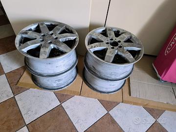 Cerchioni lega Mercedes R16 205/55 CLASSE B2011