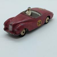 Dinky Toys Sunbeam Alpine driver 1/43 bordeaux