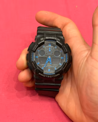 G-Shock nero e blu