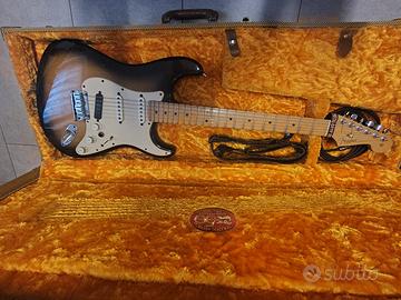 Fender Stratocaster 50th Anniversary 2004

