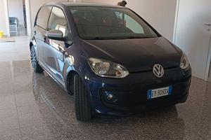 Volkswagen UP pacchetto sportivo