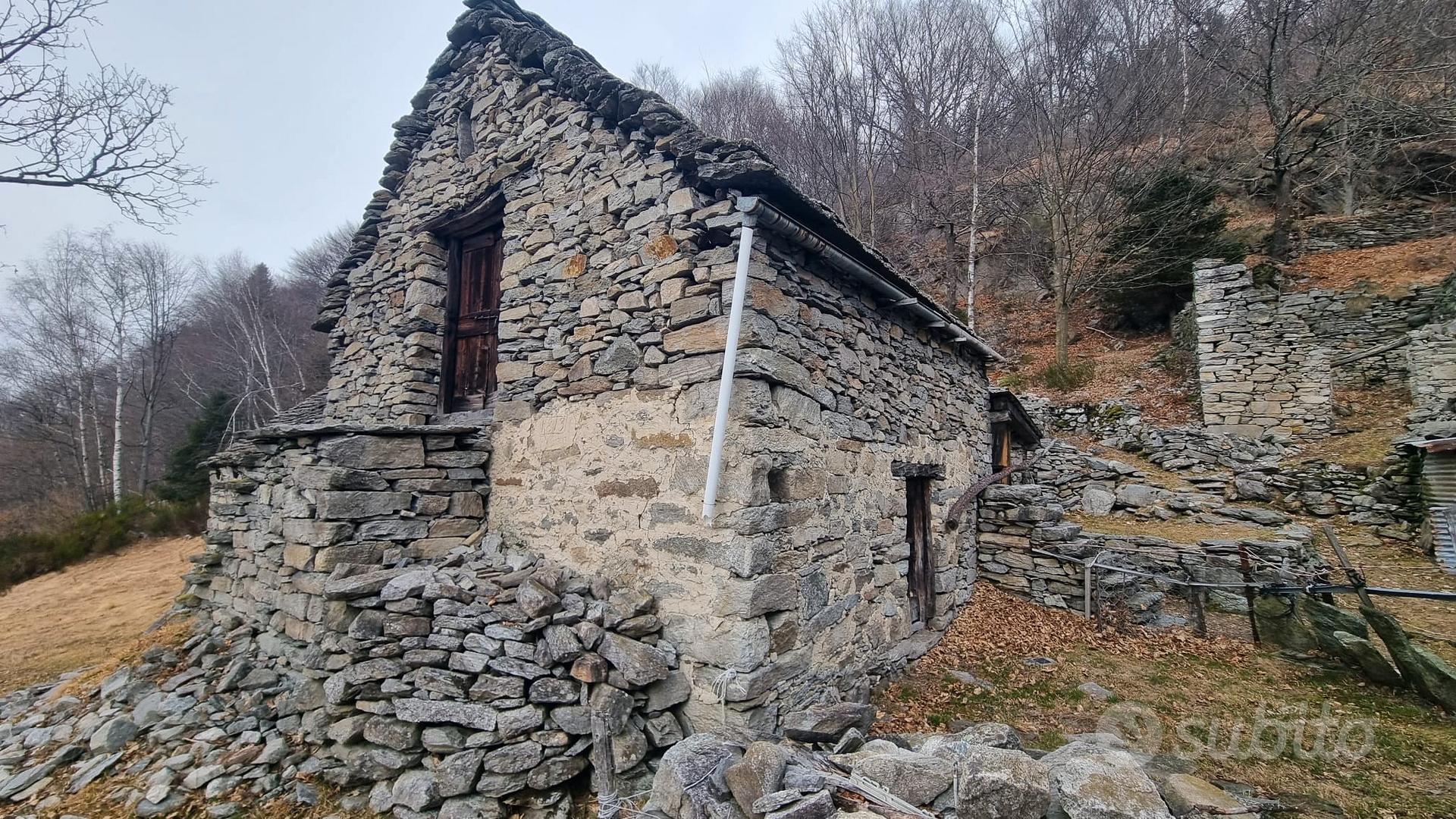 Rustico in pietra - Alpe Fobello Masera (VB) - Vista 4