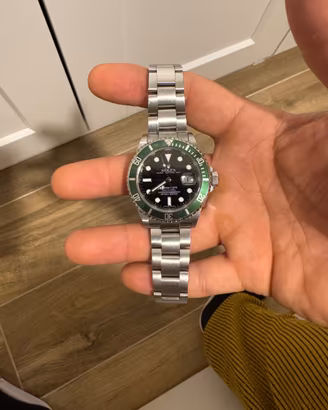 Rolex submariner 16610LV  Kermit