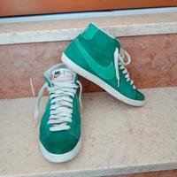 Scarpe Nike Blazer Mid 77 verdi numero 40.5