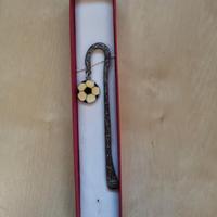 Segnalibro gioiello originale libro palla calcio