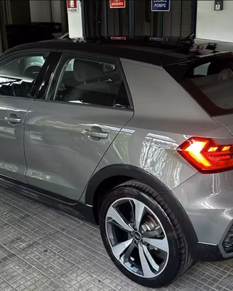 Audi A1 allstreet 30 TFSI S tronic Identity Contra
