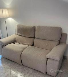 Divano Poltronesofà 3 posti con relax