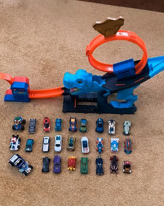 Pista Hot Wheels + set macchinine assortite