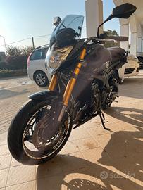 Yamaha FZ8