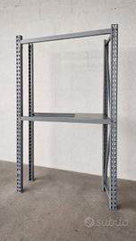 Scaffali