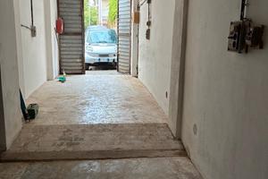 Largo Londra locale box euro 32000