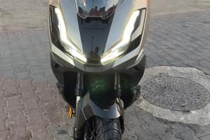 Honda ADV 350 special edition