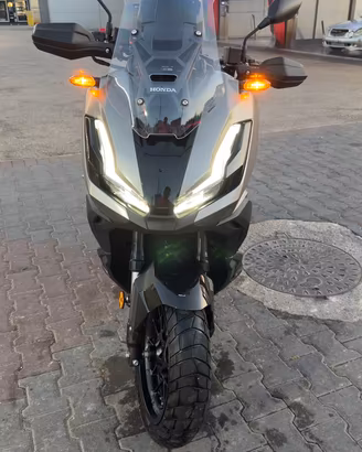 Honda ADV 350 special edition