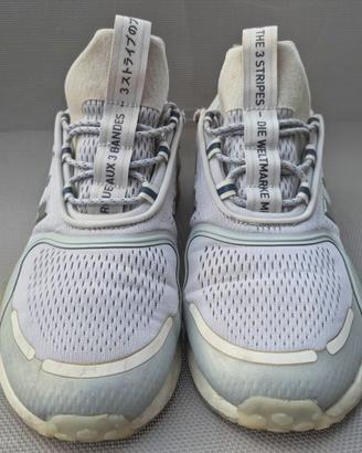 Adidas NMD V3 Silver Metallic size 44 2/3