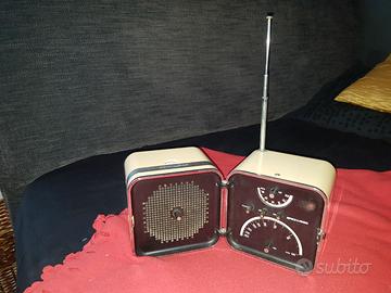 Brionvega "Radio cubo"