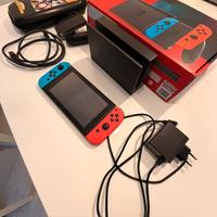 Nintendo switch con accessori