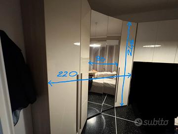 Armadio a ponte con cabina armadio