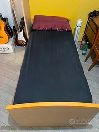 Armadio a ponte con letto integrato