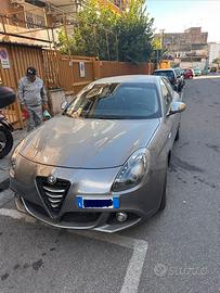 Alfa Romeo Giulietta 1.6 JTDm-2 105 CV Exclusive