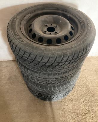 Cerchi e gomme