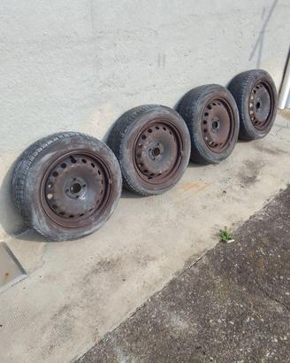 4 cerchi in ferro per Fiat G punto