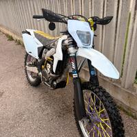 RMZ 450 2010
