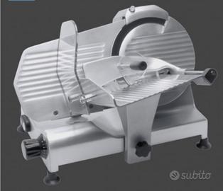 Affettatrice professionale a gravità TGF 220