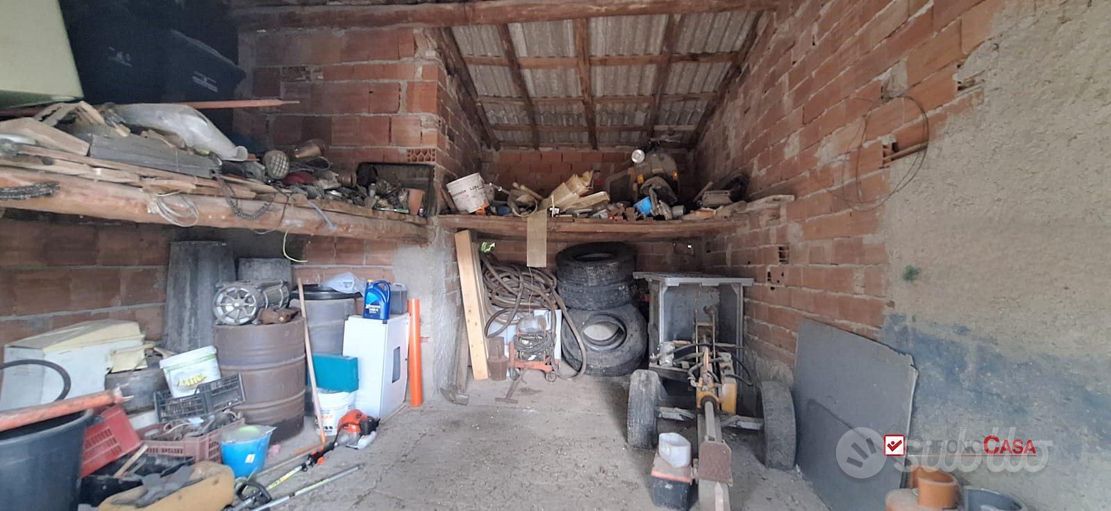 Locanda, terreno con ruderi e deposito - Vista 4
