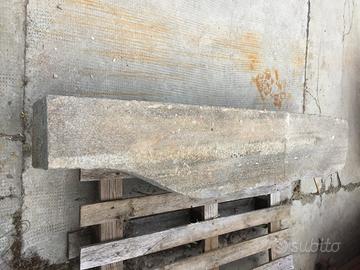 Modiglione in pietra