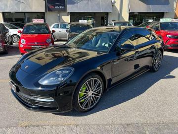 Porsche Panamera 4 Sport Turismo 2.9 e-hybrid