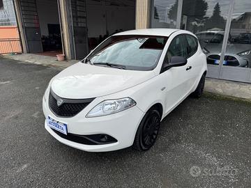 Lancia Ypsilon 1.2 GPL Elefantino Blu