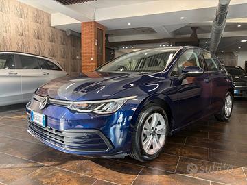 Volkswagen Golf 1.5 eTSI 130 CV EVO ACT DSG R-Line