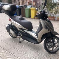 Beverly 300ie 11/2022