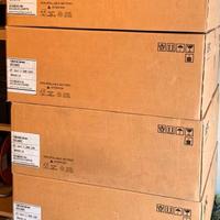 4 APC SMX1000i Smart-UPS X Line Interactive 1000VA