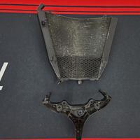 Radiatore e telaietto ant Honda cbr1000rr 2006