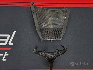 Radiatore e telaietto ant Honda cbr1000rr 2006