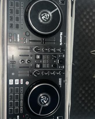 NUMARK MIXTRACK PRO FX