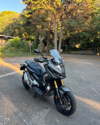 X-Adv 750