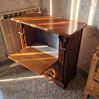 Elegante Mobiletto/Madia in Stile Umbertino