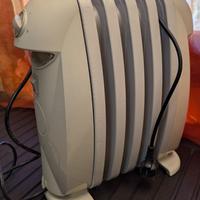 Stufa Elettrica, DeLonghi Radiatore ad olio 500W.