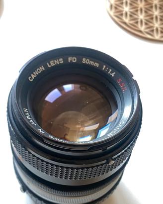 Canon FD 50mm f/1.4 S.S.C. + adattatore FX‑NEX