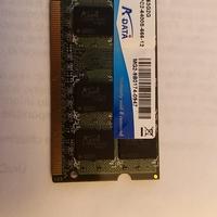 Ram 4gb per computer fisso  più Ram 2gb portatile 