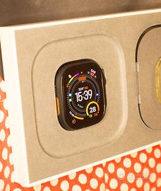Apple Watch Ultra 3 - Black Titanium - GPS + Cell