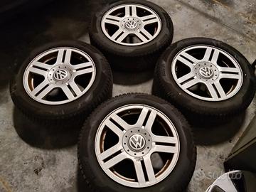 4 cerchi gommati Volkswagen golf 205 55 r16 4 stag