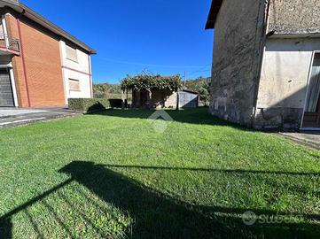 CASA SEMINDIPENDENTE A SARZANA